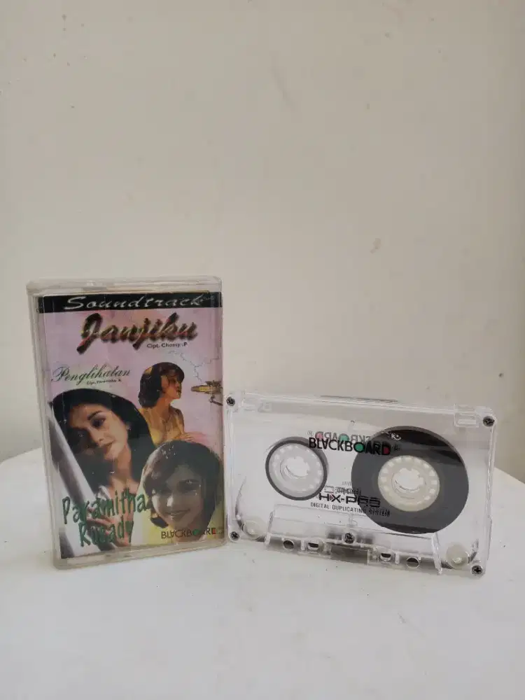 Kaset Pita - Paramitha Rusady