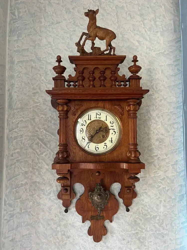 Jam dinding antik gb