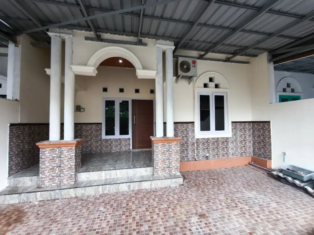 Dijual Rumah Grand Safira Karangsalam