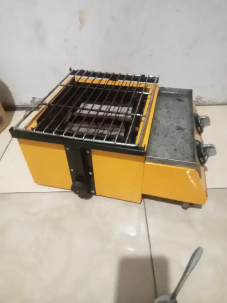 Kompor panggangan sosis