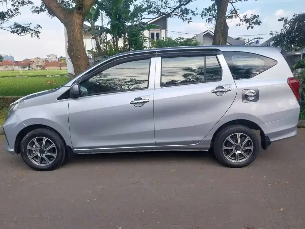 Sigra x dlx mt Facelift