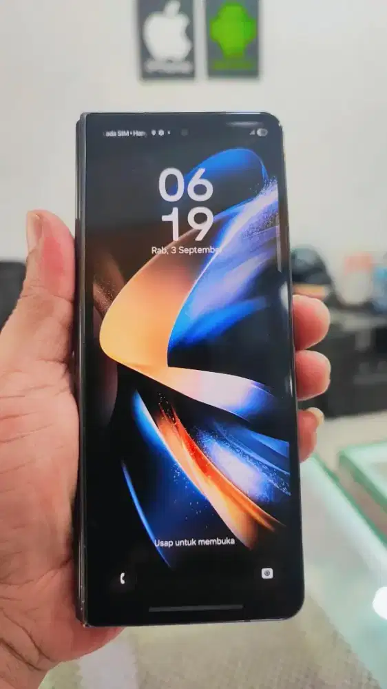 Samsung Galaxy Z Fold4 12/256GB Minus lcd dalam gk bisa sentuh