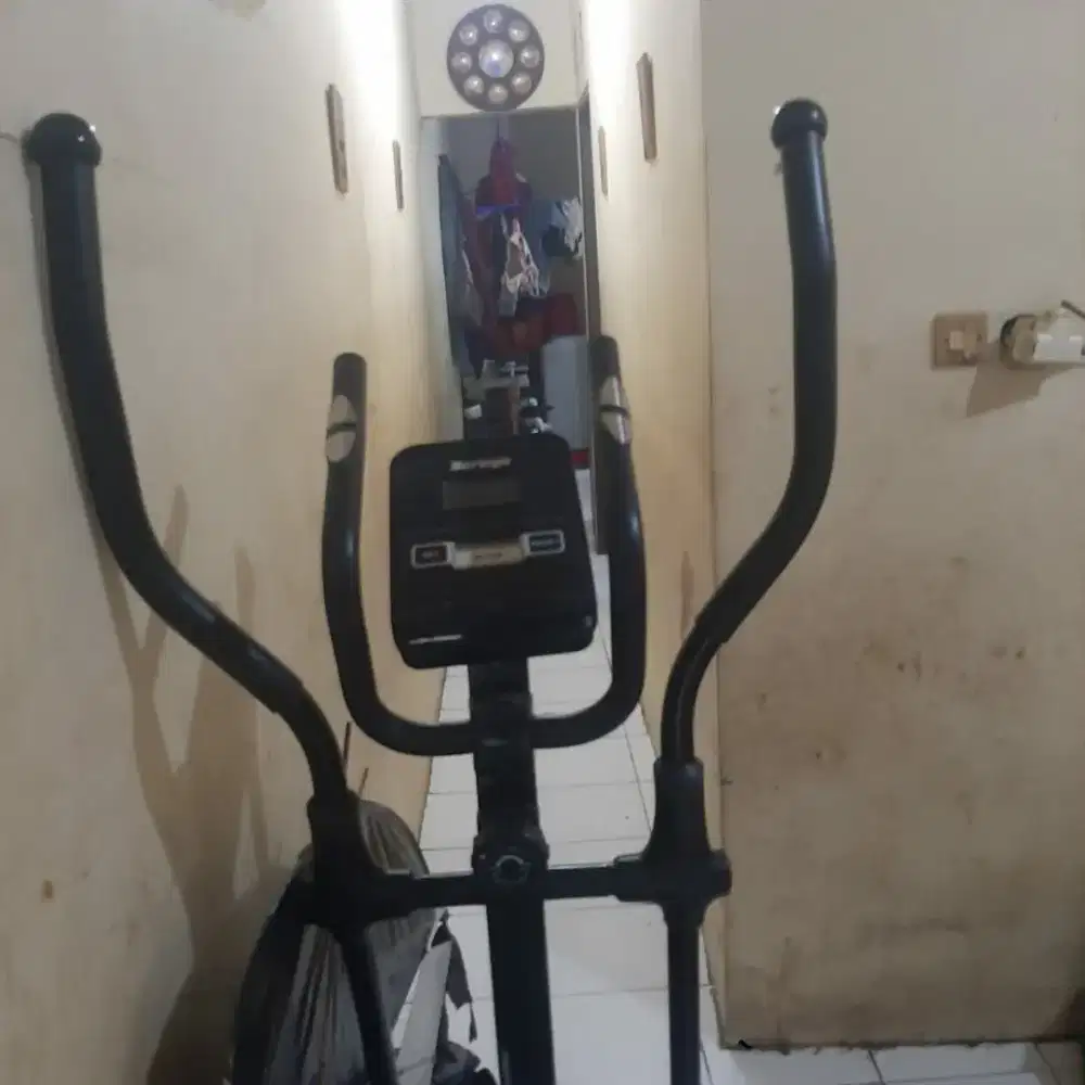 alat olahraga...dimaharin aja nih