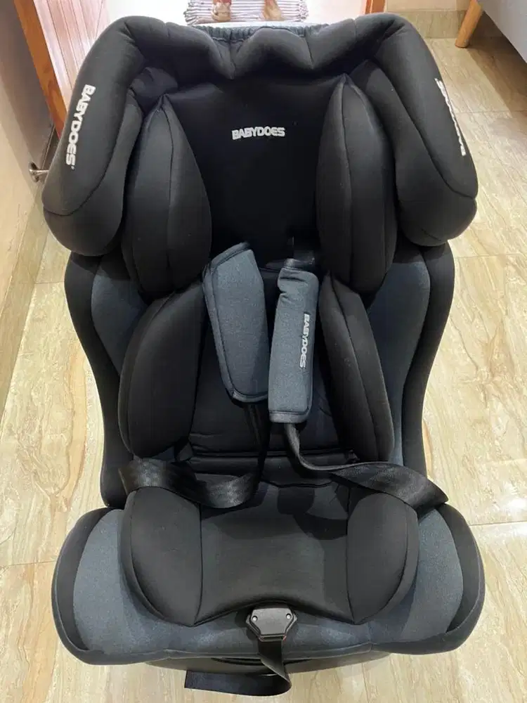 Carseat Babydoes Driver jarang dipakai murah newborn sampai 25kg