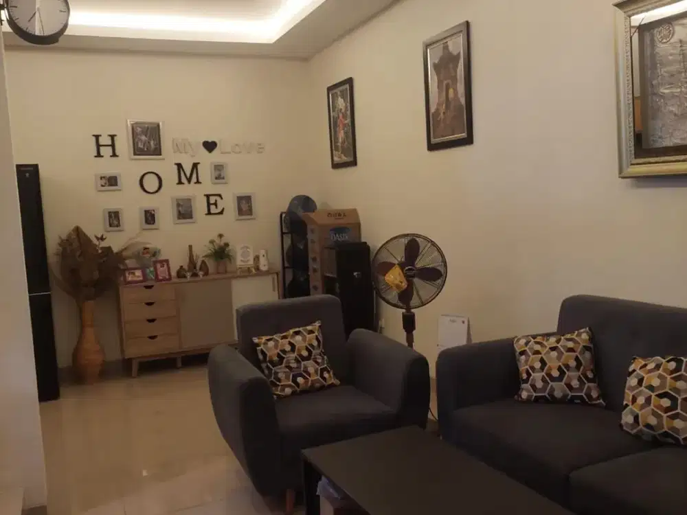 Dijual Rumah Minimalis Modern Berlokasi Strategis di Kota Harapan Indah 2 Bekasi