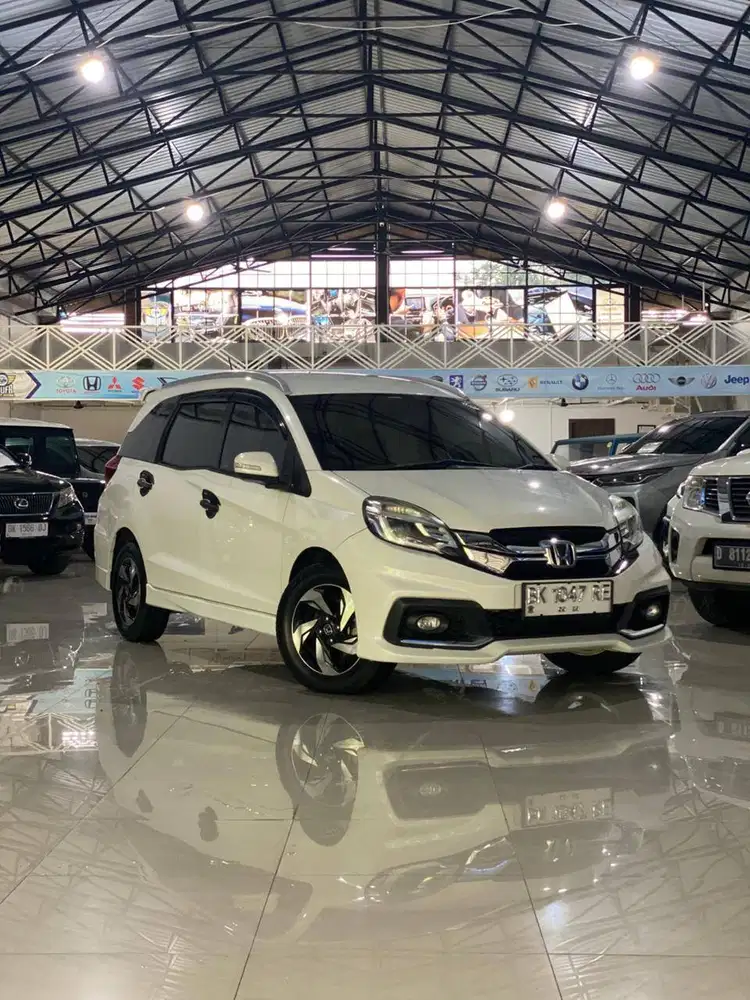 Mobilio RS AT 2014