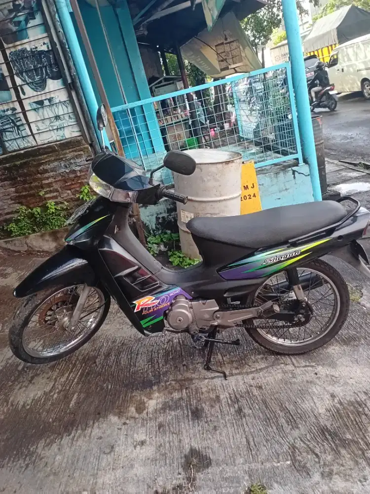 SUZUKI SHOGUN 2000