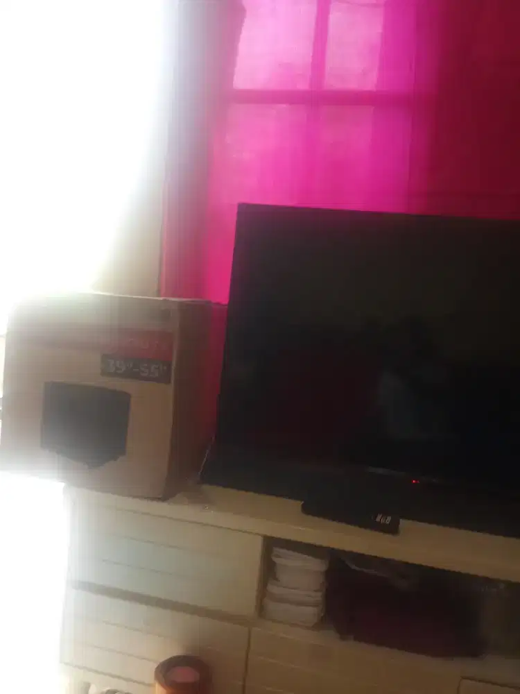 Tv Polytron 42 in mulus Lum pernah di servis