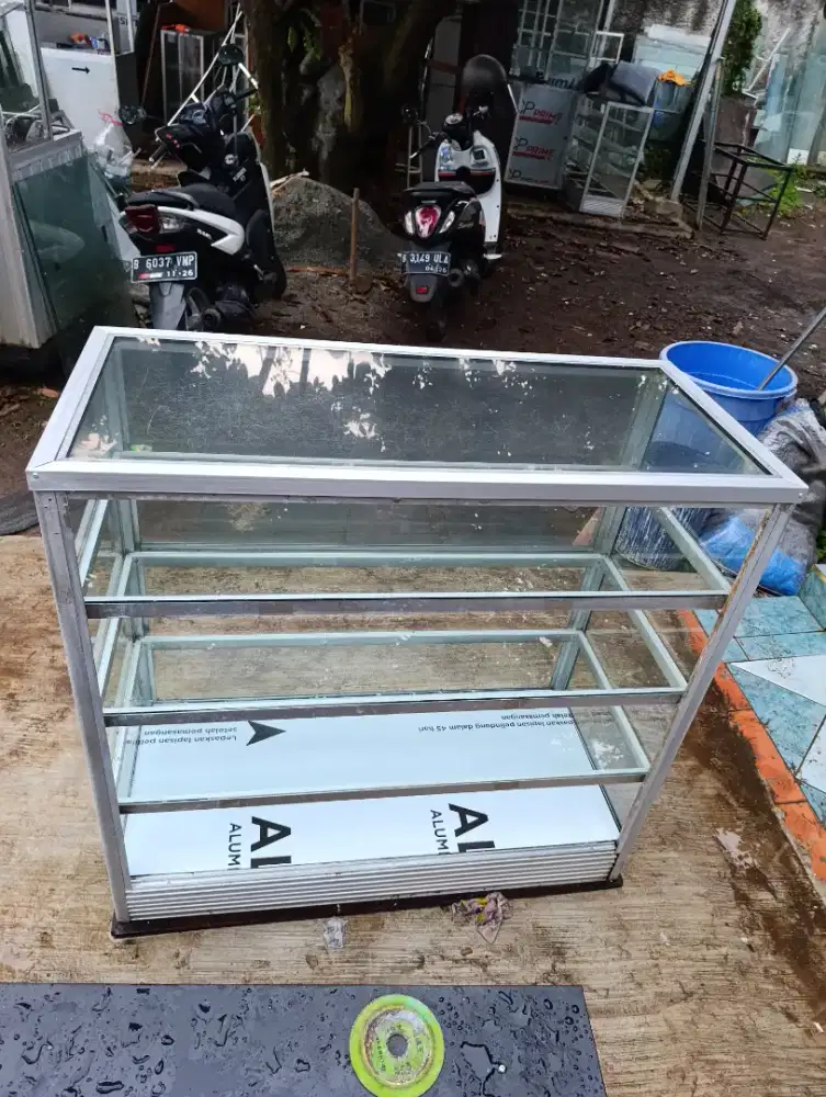 Jual Etslase sembako second panjang 1 m, Lok Pamulang barat, Tangsel