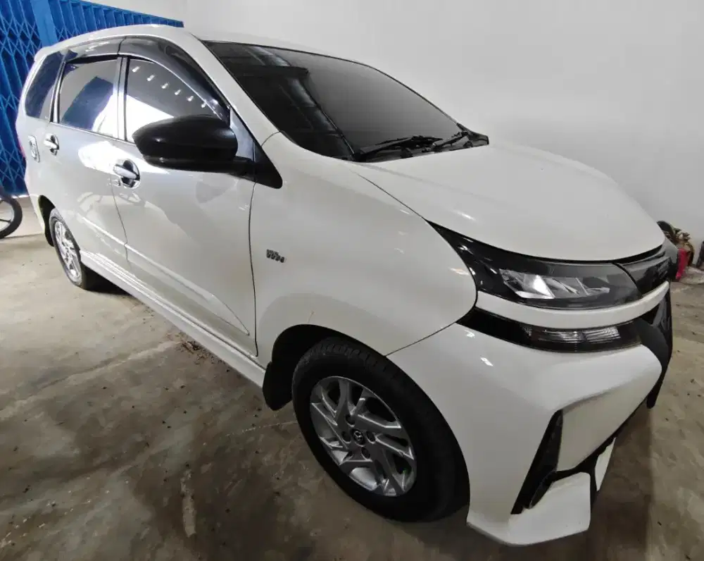 AVANZA VELOZ 1.3 MANUAL MULUS