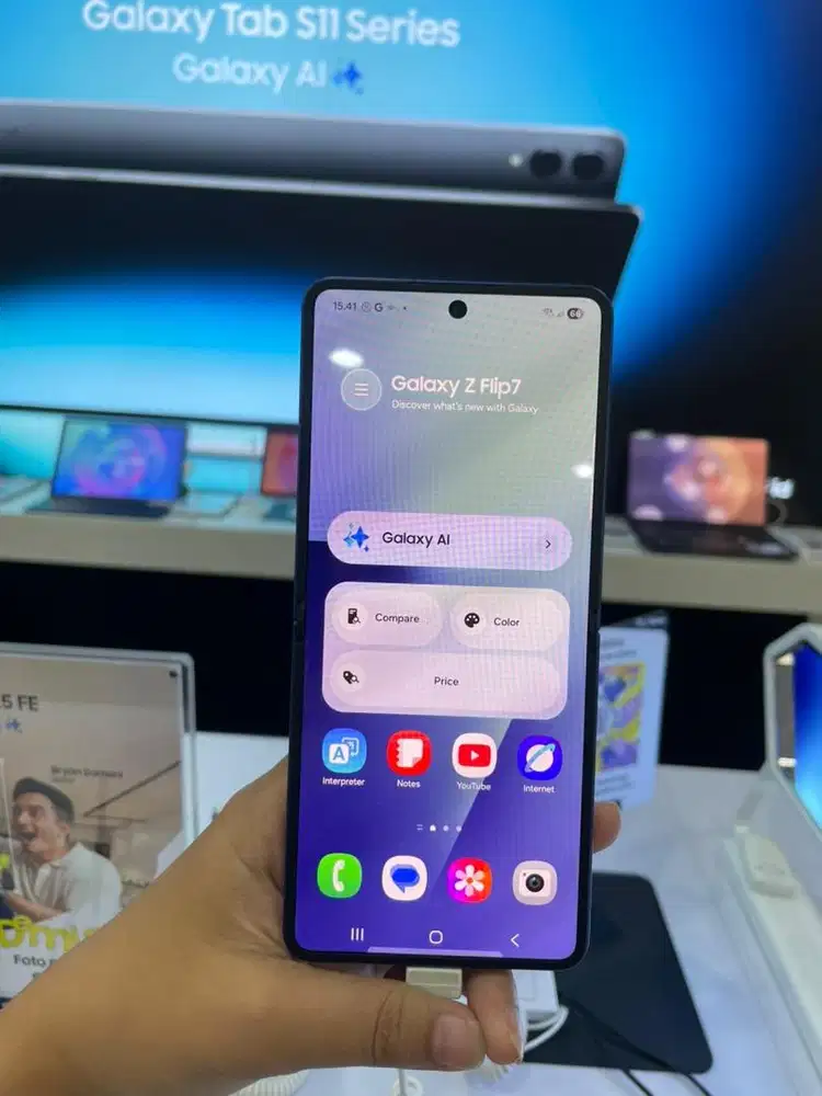 SAMSUNG GALAXY Z FLIP7