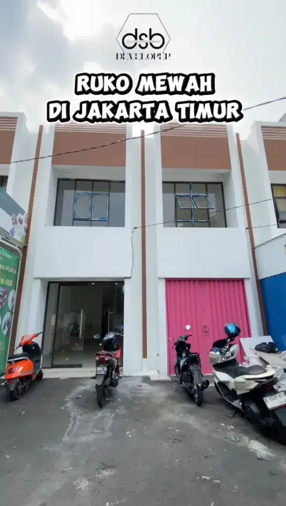 RUKO + ROOFTOP – JL BATU AMPAR CONDET, JAKARTA TIMUR