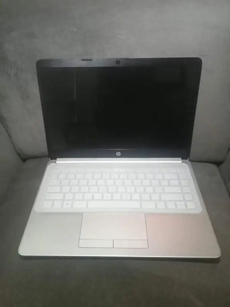 Jual leptop bekas HP14s-DK0072AU