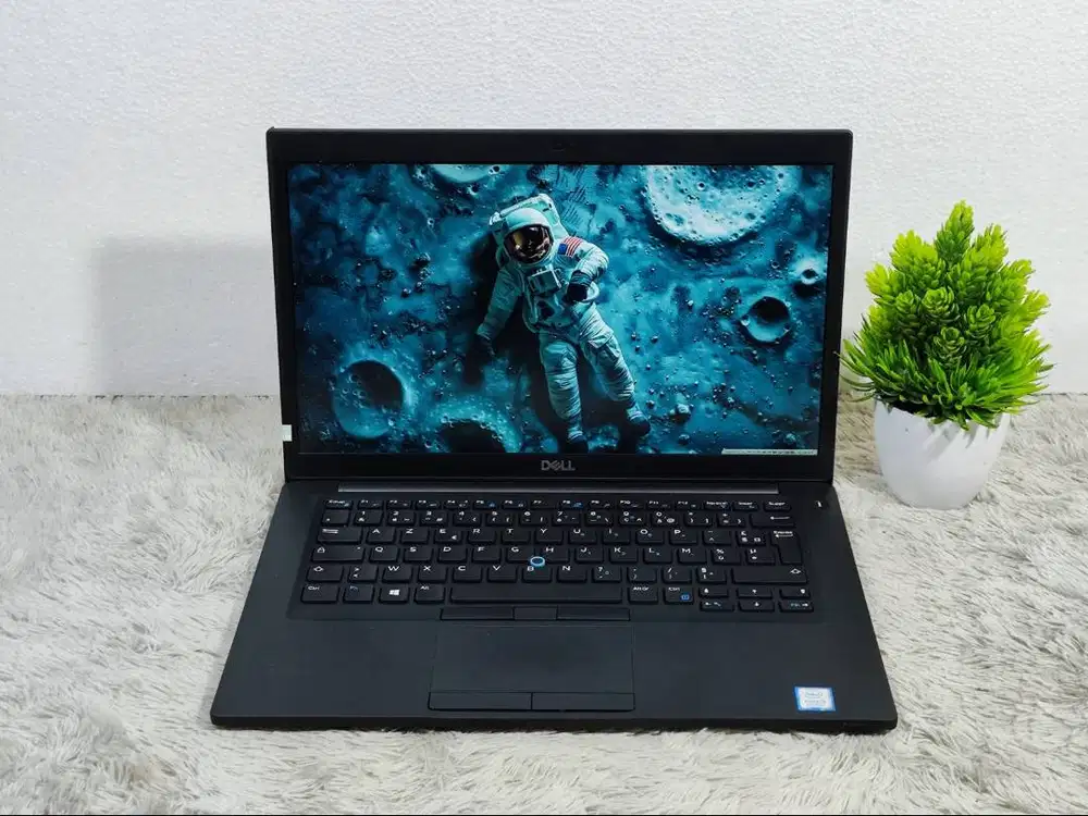 LAPTOP DELL LATITUDE 7490 (Ci5) MURAH BERGARANSI SIAP PAKAI!!