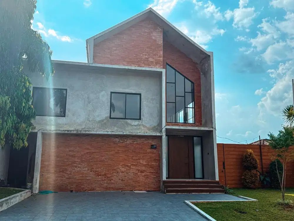 villa mewah sentul dijual