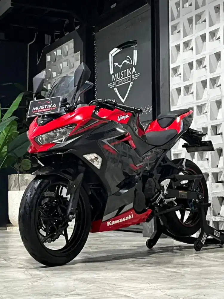 Istimewa‼️Ninja Fi 250 ABS Keyless 2019. DANNY Mustika Motoshop Sulfat