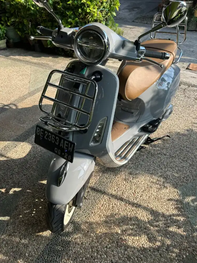 Jual vespa Primavera THN 2021 tangan pertama ori noken jarang pakai