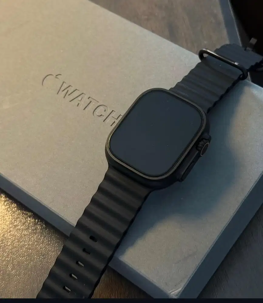 Apple Watch Ultra 2 Black titanium 49mm