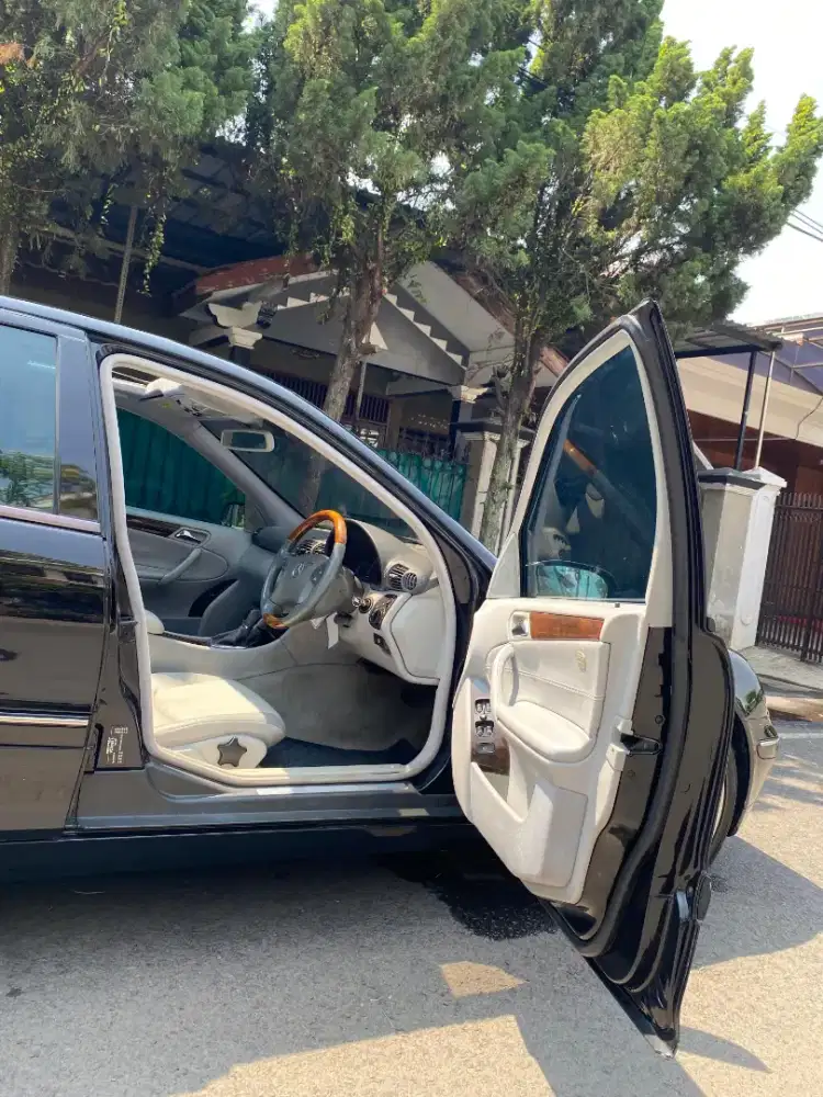 Jual cepat BU mobil bagus