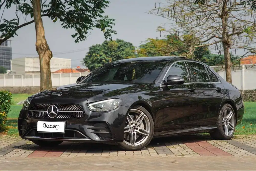 TERMURAH!! E300 2.0 AMG LINE AT 2018 FACELIFT 2022. PAJAK PANJANG!