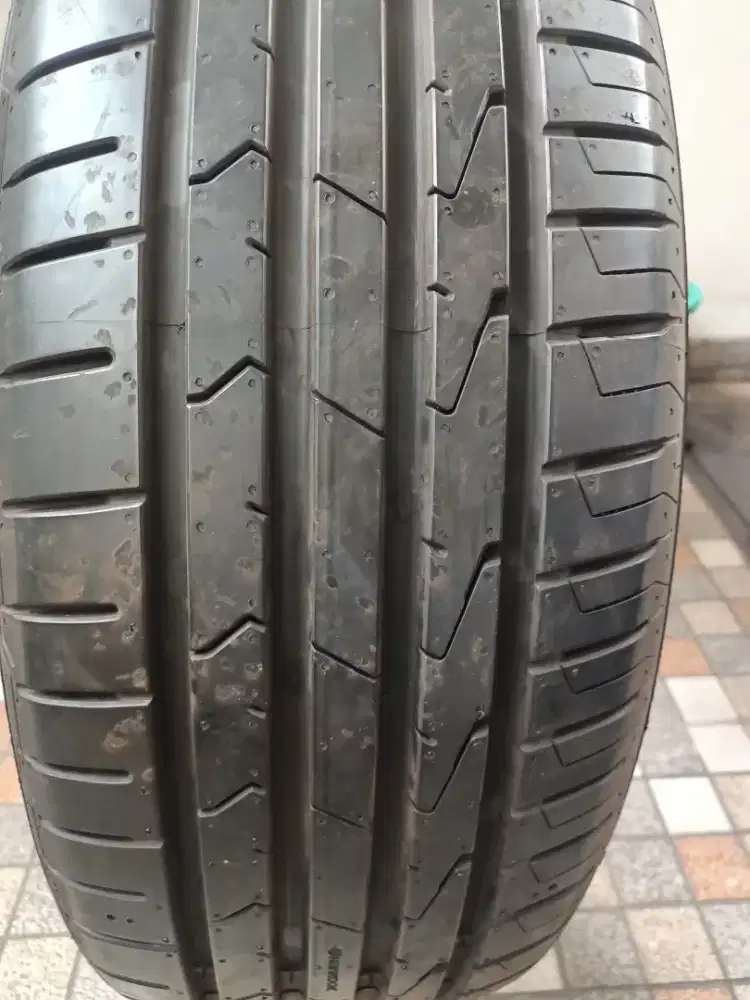 Ban Hankook ventus prime 225/55 R 19