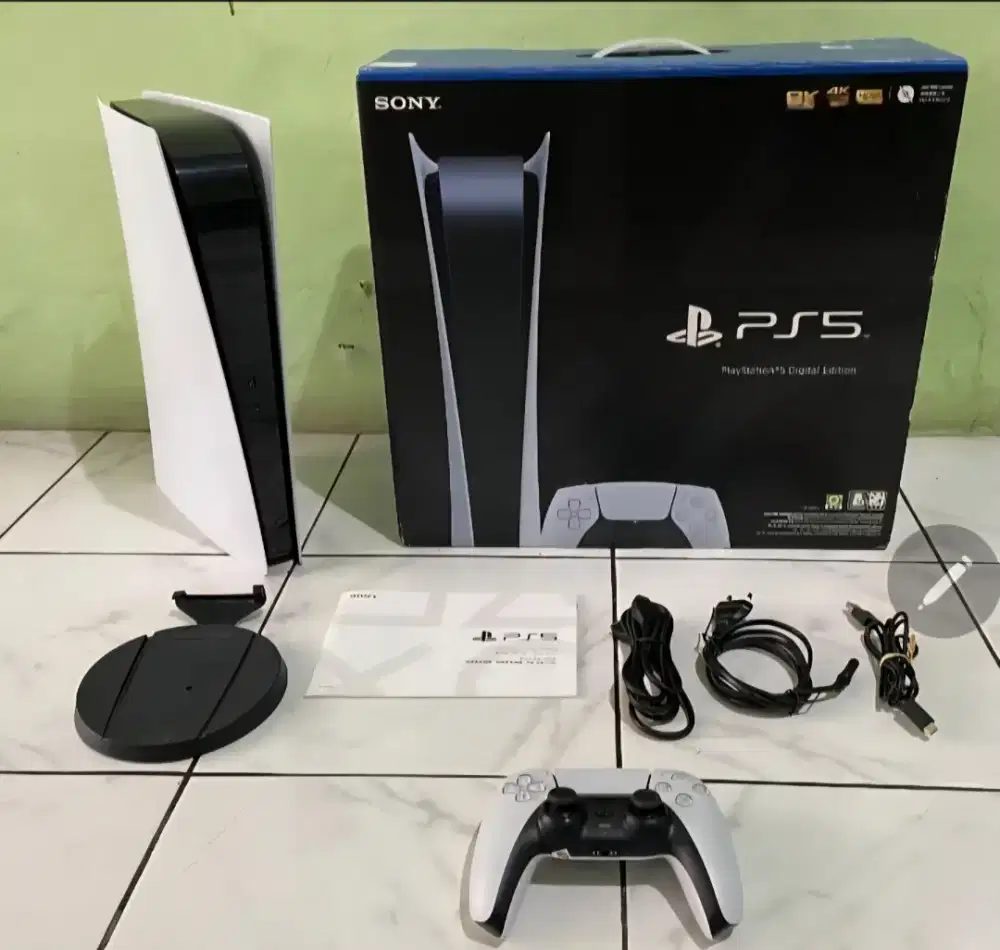 Ps5 digital fat + FC 25+Yakuza+Valhalla+RDR2+NFS+MK11+MotoGP+Odyssey