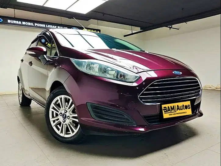 KM.40rban Ford Fiesta Trend at Sangat Terawat #KBY#