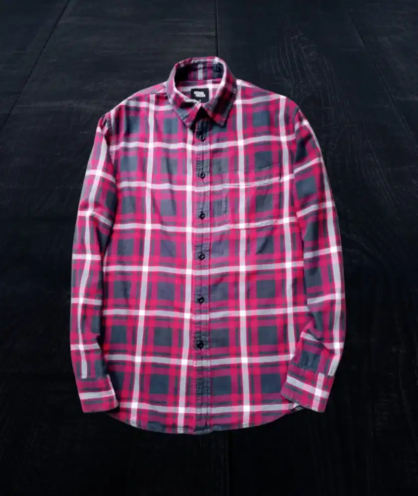 KEMEJA DESIGN UNITED, SIZE : M (LD106-108, P70)