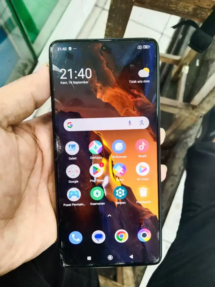 Poco f5  5g. Ram 8/256