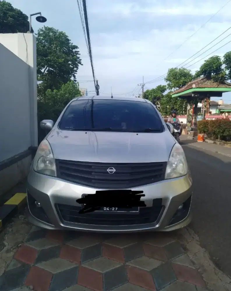 Nissan Grand Livina 1.5 SV, exterior modif HWS (Highway Star)