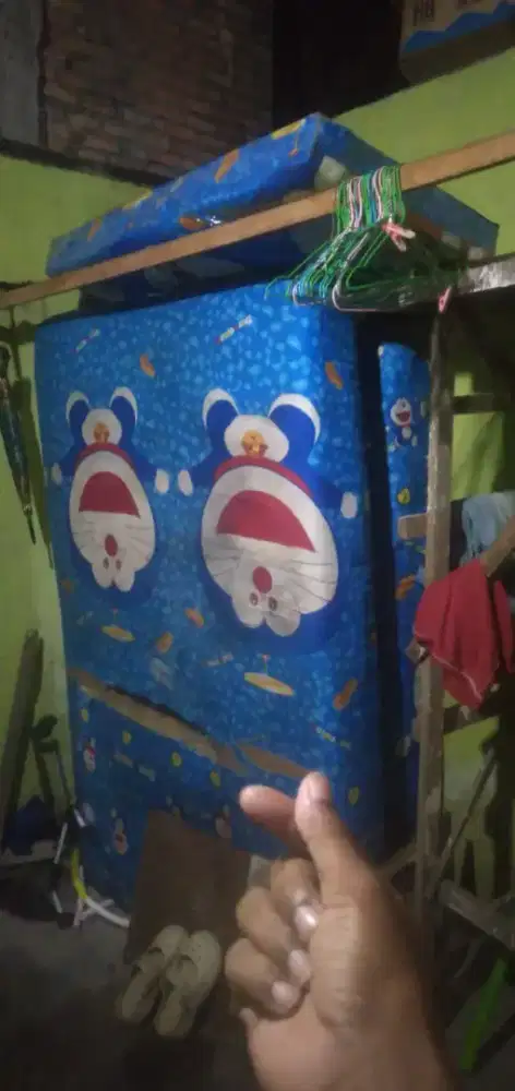 Di jual wa dan h yg butuh dan minta pakai per kasur bawah ,atas