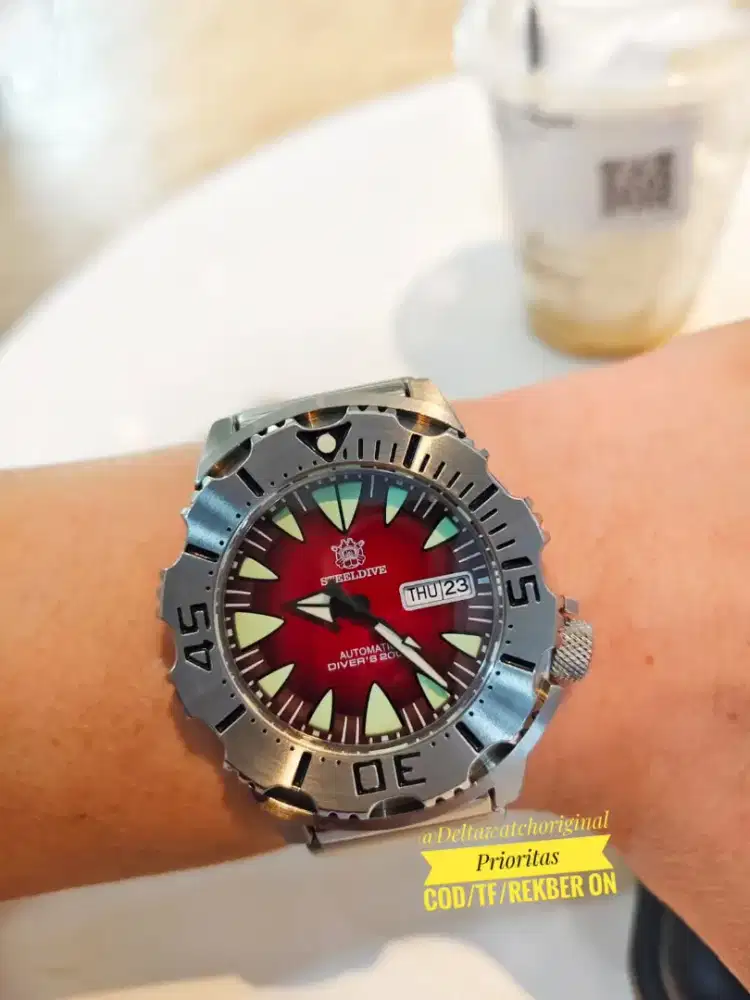 STEELDIVE Monster Red Dial Automatic Diver 200m Fullset Like New