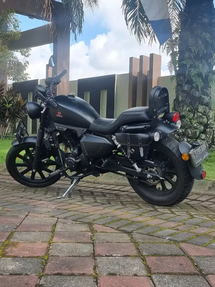 Benelli Motobi Evo 200 thn 2021 Hitam Doff Plat L Odo 3rb Koko Motor