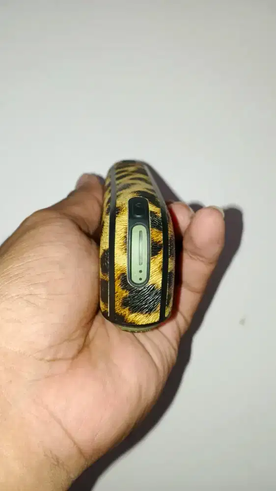 Dompet Macan merk Iq0s