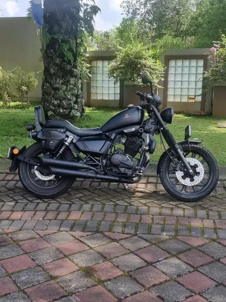 Benelli Motobi Evo 200 thn 2021 Hitam Doff Plat L Odo 3rb Koko Motor