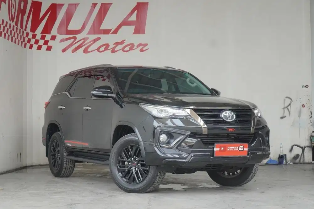 TOYOTA VRZ TRD 2.4 A/T 2020 HITAM