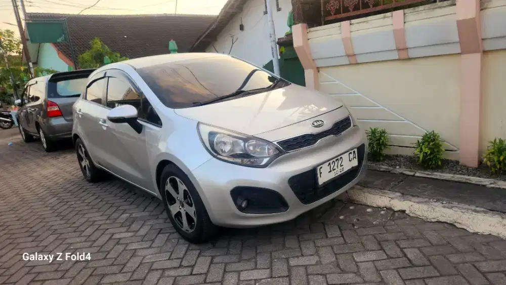 Kia Rio AT 2013 orisinil siap TT