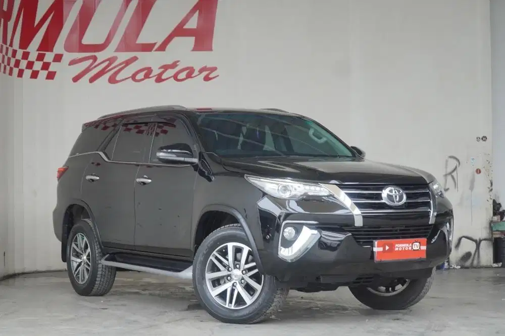 TOYOTA VRZ 2.4 A/T 2019 HITAM