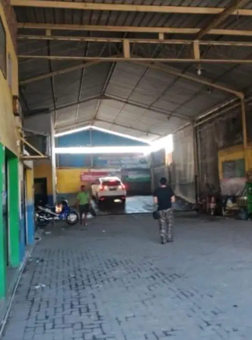 Tempat Usaha Cuci Mobil dekatp pasar Menganti