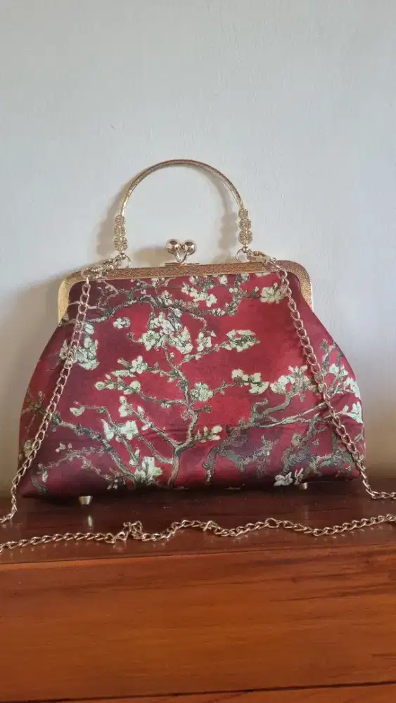 Wanita bag asian style