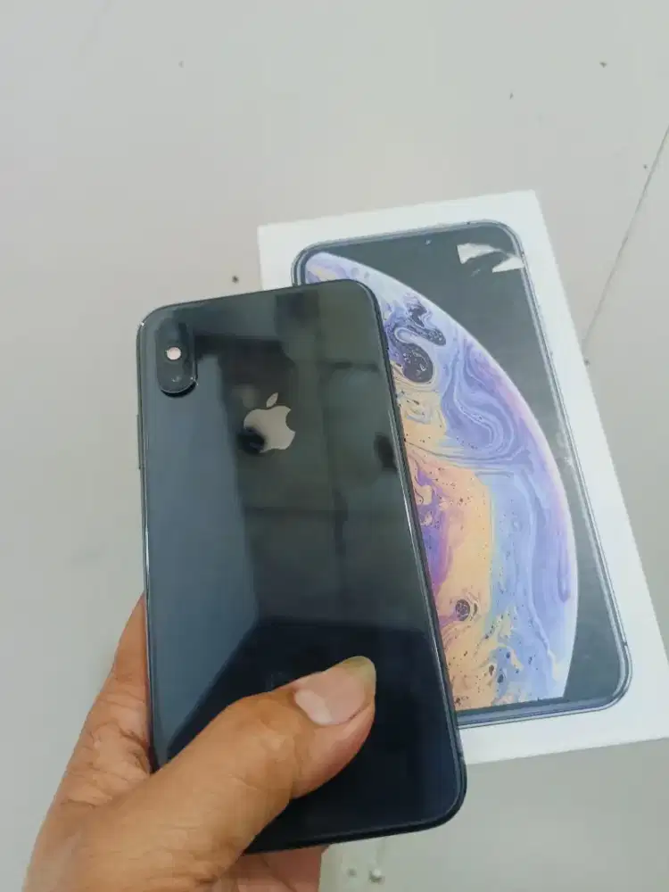 iPhone xs 256 inter wifi only