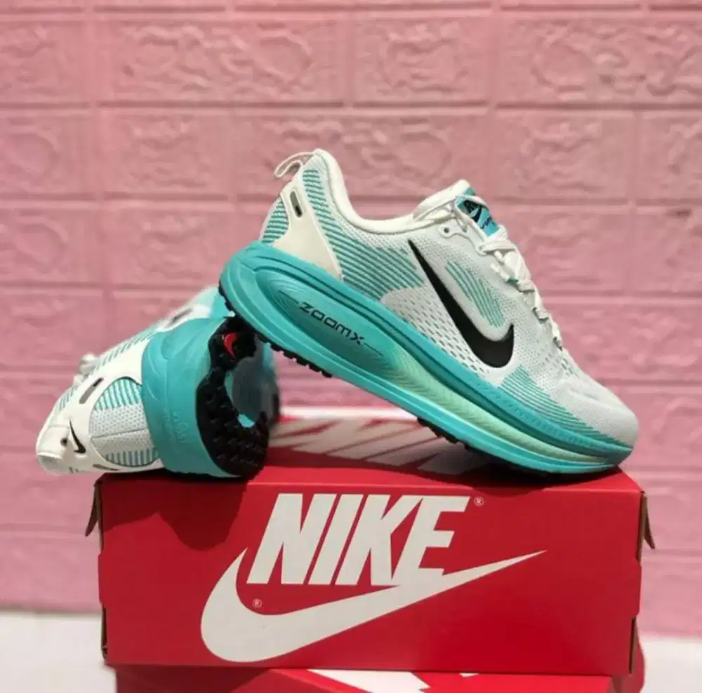 SEPATU NIKE VAMERO 18 MEN'S