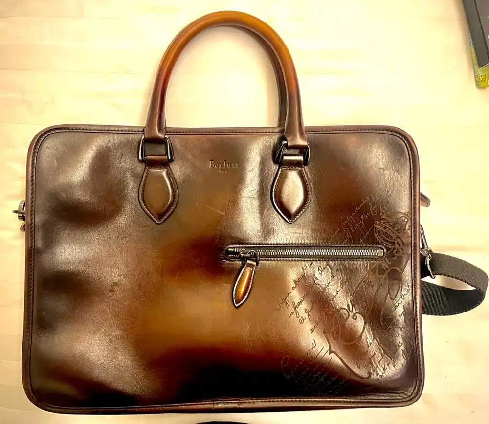 Tas Laptop atau Kerja Berluti Original