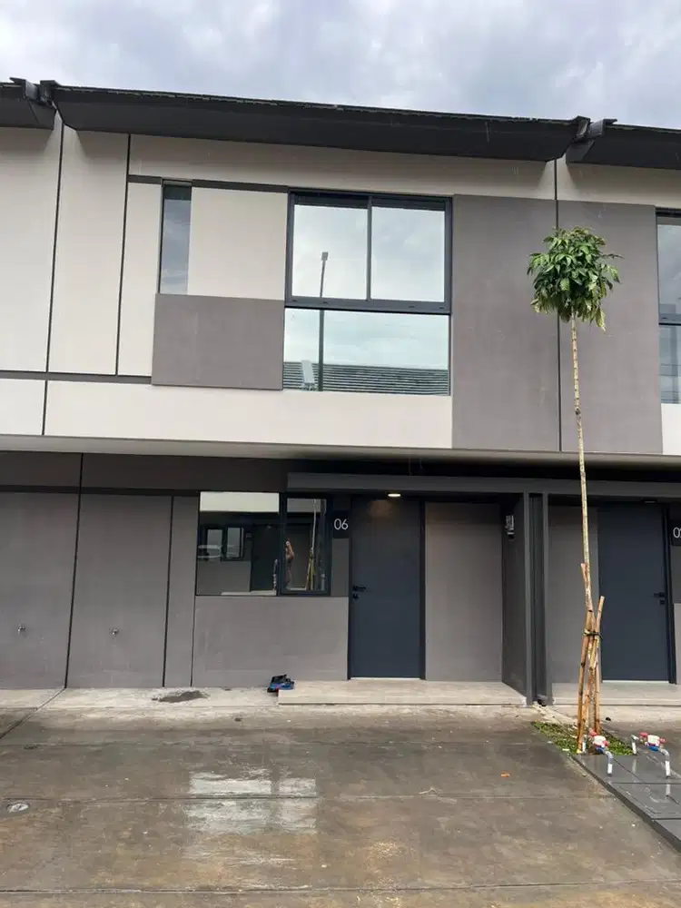 Disewakan Rumah XYZ CBD dekat Cendanaspark