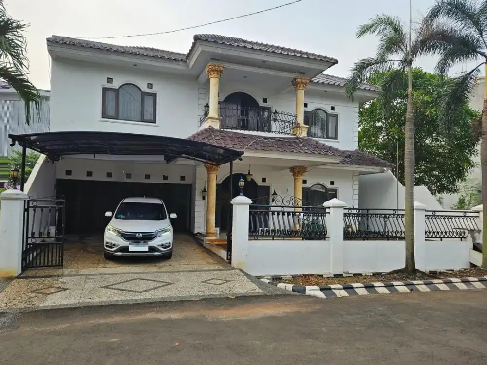 Dijual Rumah Siap Huni di Taman Laguna Cibubur