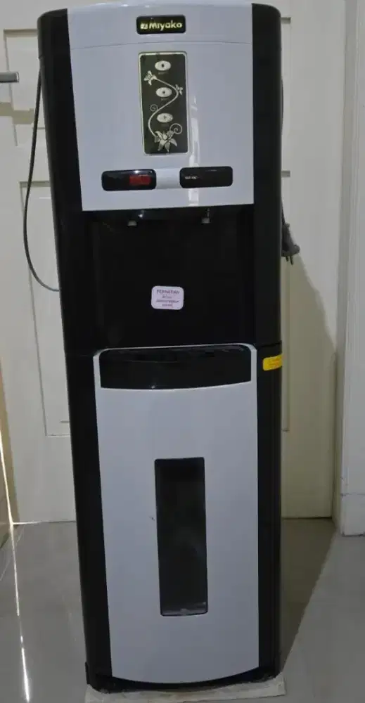 Dispenser Miyako WDP-300 Hot and Cool galon bawah