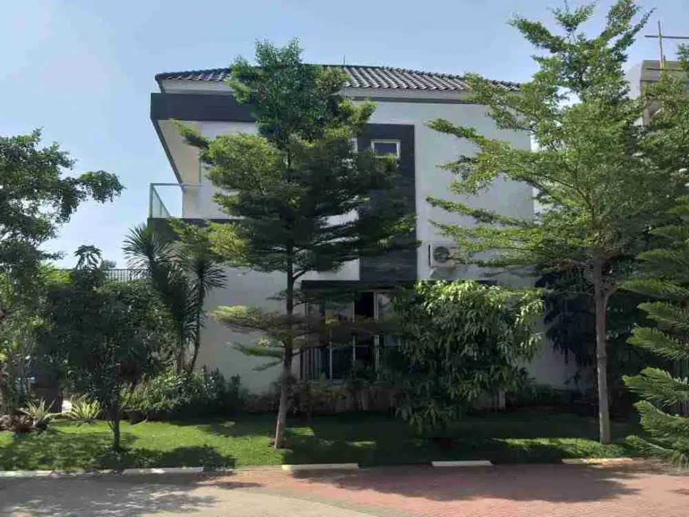 Rumah Hommy di dalam cluster 2,5 lantai siap huni di Bintaro 0322