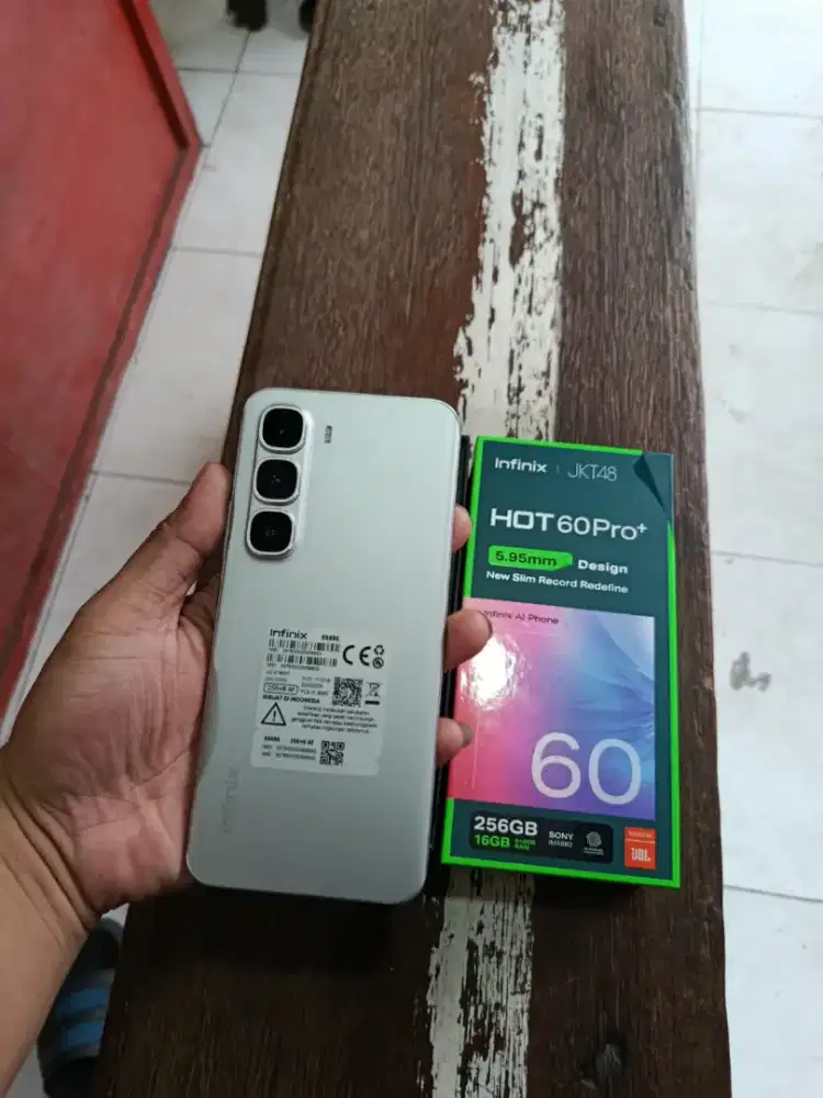 Infinix hot 60 pro plus 8/256 Fulset baru seminggu