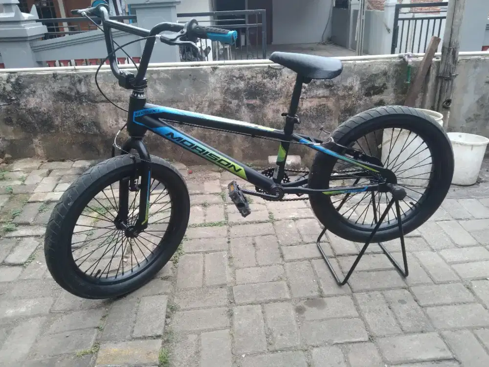 Sepeda BMX 20 inch morison ban jumbo