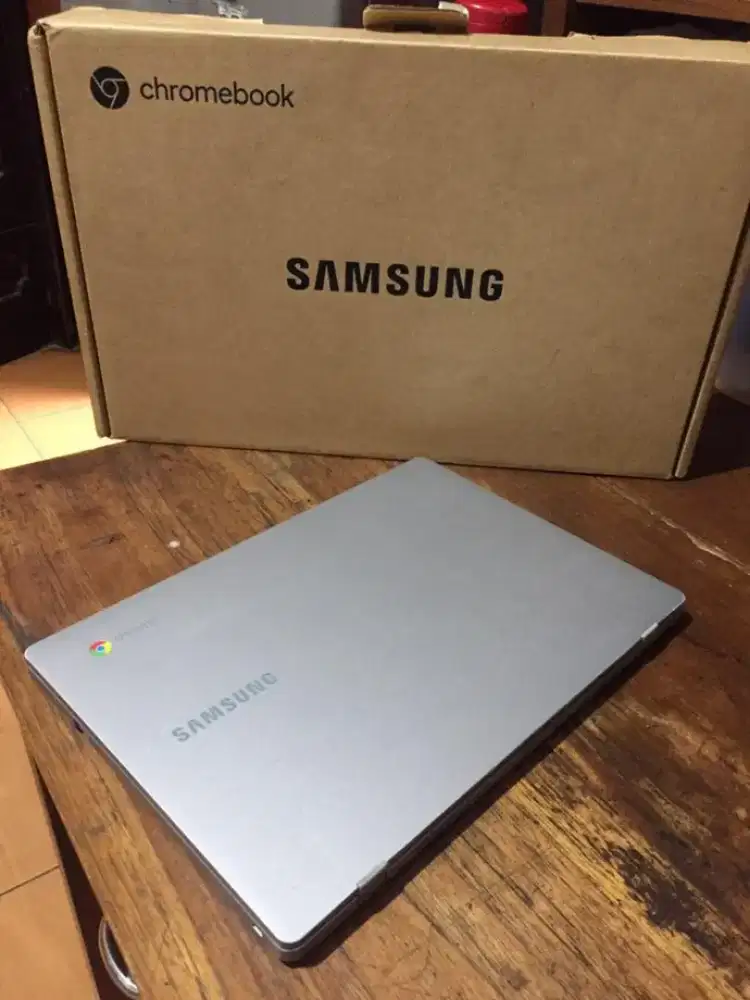 Laptop Samsung Chromebook 4 Chrome OS 4/32